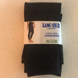 New Fleece-Lined Leggings in Black by Muk Luks
